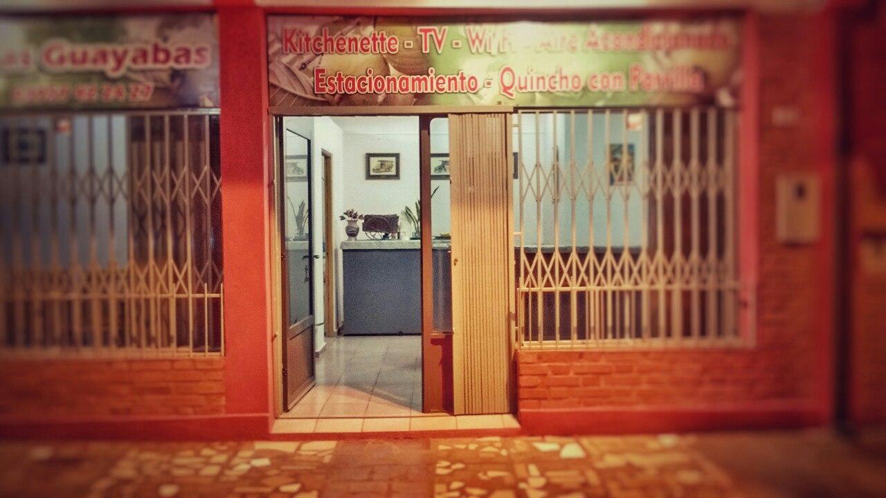 פוארטו איגואסו Apart Hotel Las Guayabas מראה חיצוני תמונה